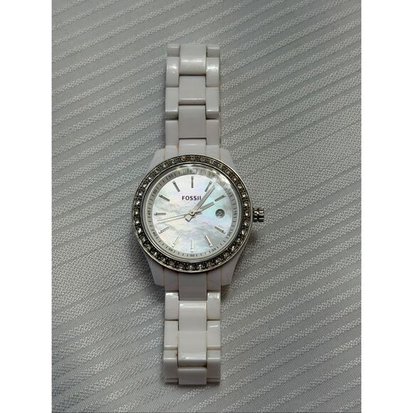 Fossil Mini Stella White Tone Watch Needs Battery - Picture 2 of 6